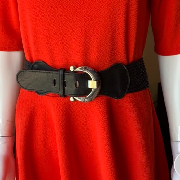 Faux leather weaved accent belt - Picture 1 of 7